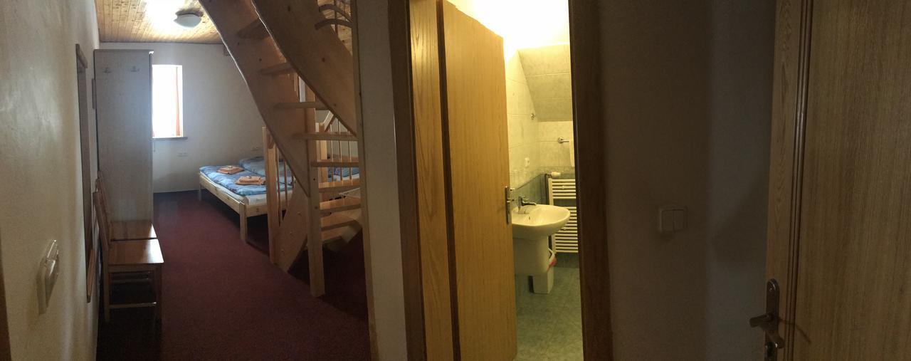 Penzion Pod Zvonem Hynčice pod Sušinou Exterior foto