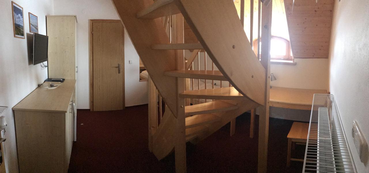 Penzion Pod Zvonem Hynčice pod Sušinou Exterior foto